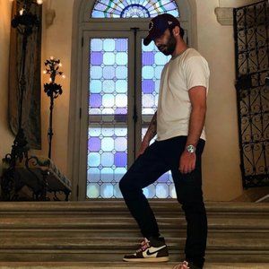 Meet your Posher, Zac